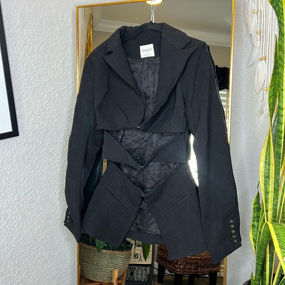 House Of CB 'Nour' Black Crepe Cutout Blazer NWT - Picture 6 of 10